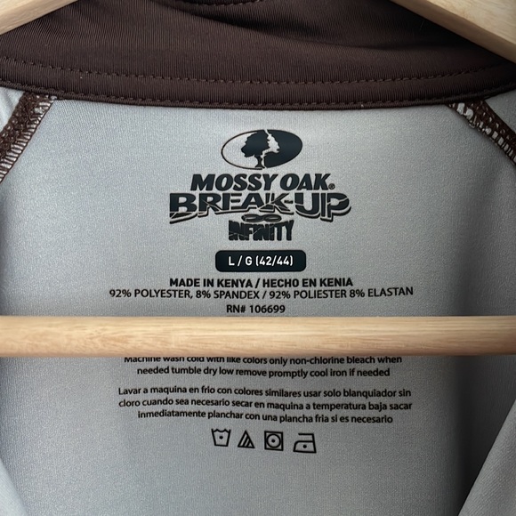 Mossy Oak Camouflage 1/4 Zip Performance Pullover - Picture 8 of 8